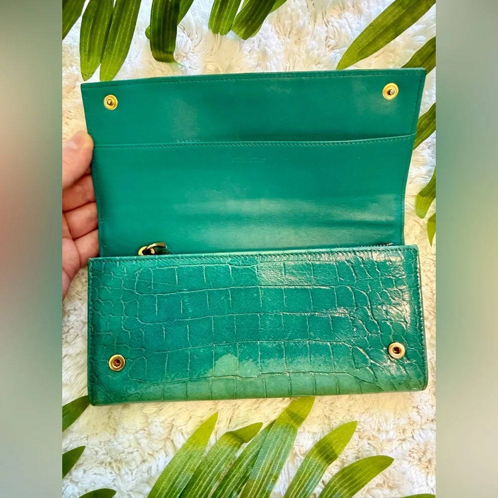 IN BOX! MIU MIU Blue Lagoon Continental Italian Croc Leather Long Snap Wallet - Picture 7 of 16